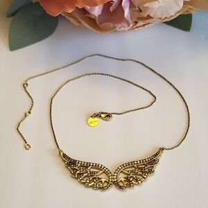 Stella & Dot Sign Crystal Angel Wings Necklace Dainty Chain Goldplated 18"
